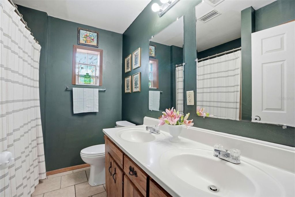 Image 26 of property listing at 33241 WESTWOOD DRIVE, Dade City, FL 33523