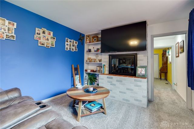 900 Garrison Avenue, Dayton, OH 45429