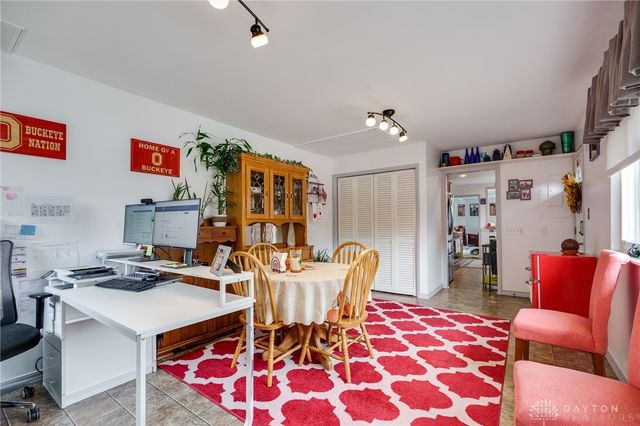 900 Garrison Avenue, Dayton, OH 45429