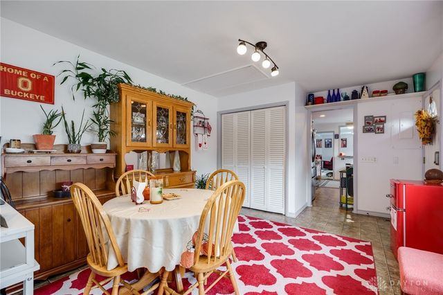 900 Garrison Avenue, Dayton, OH 45429