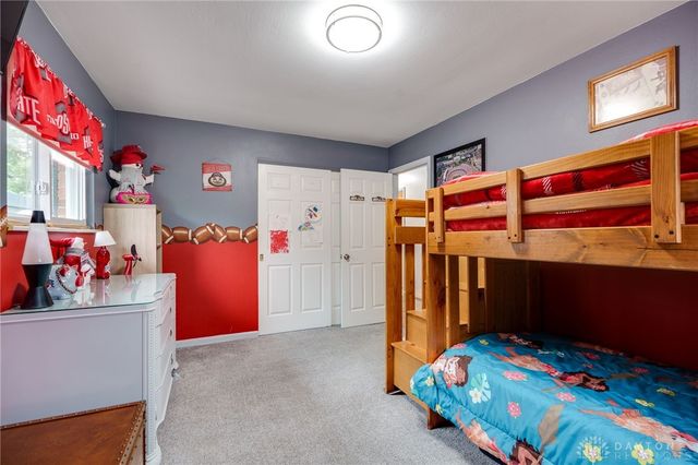 900 Garrison Avenue, Dayton, OH 45429