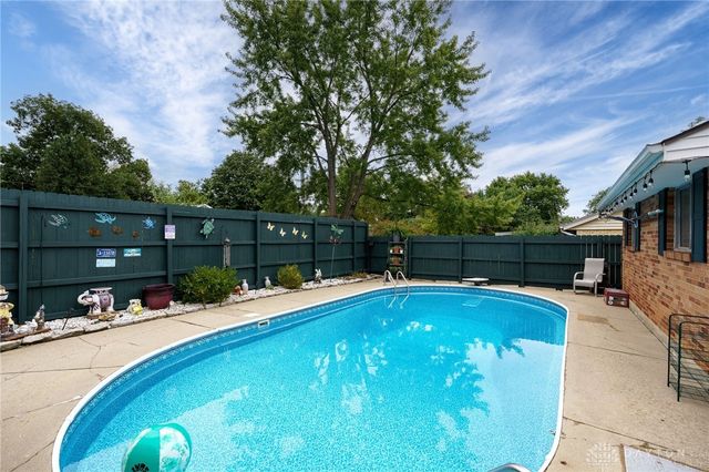 900 Garrison Avenue, Dayton, OH 45429