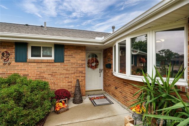 900 Garrison Avenue, Dayton, OH 45429