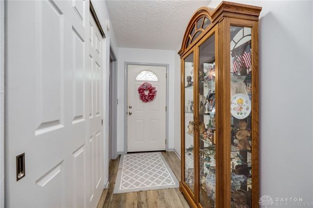 900 Garrison Avenue, Dayton, OH 45429