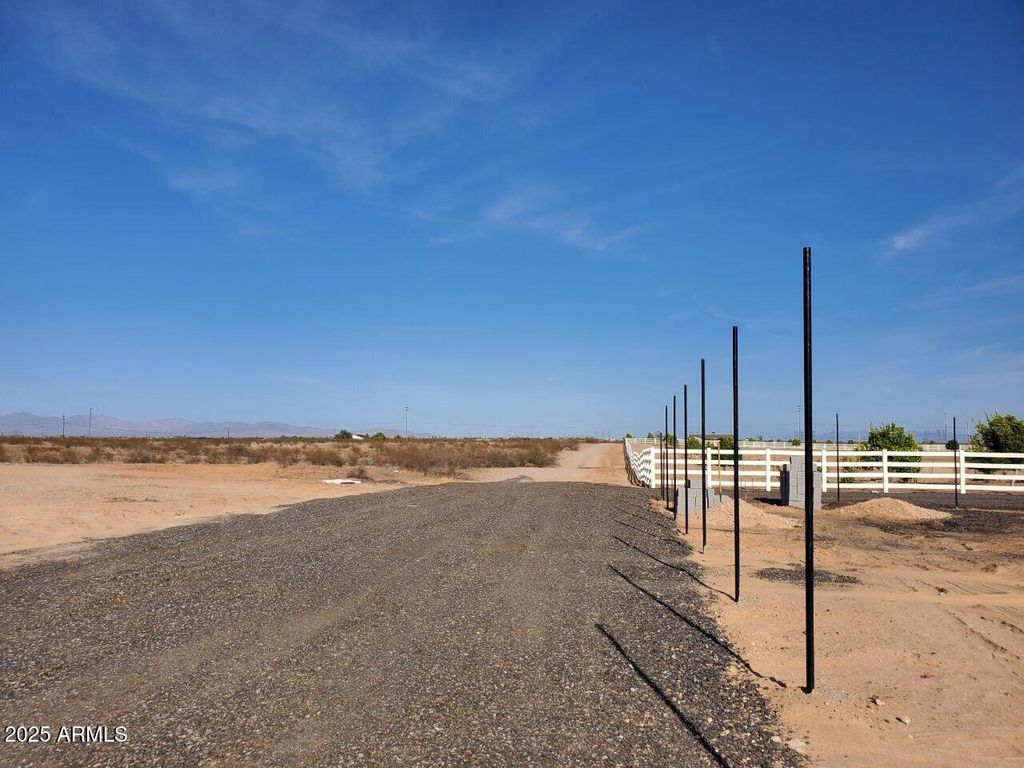 Image 2 of property listing at 00xx1 None Assigned -- -, Tonopah, AZ 85354