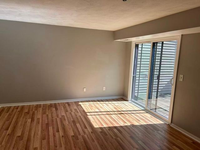 39 Pebble Pl 39, Malden, MA 02148