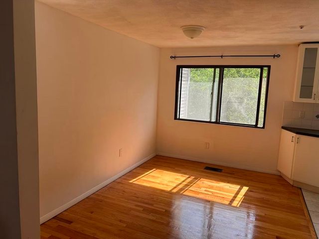 39 Pebble Pl 39, Malden, MA 02148
