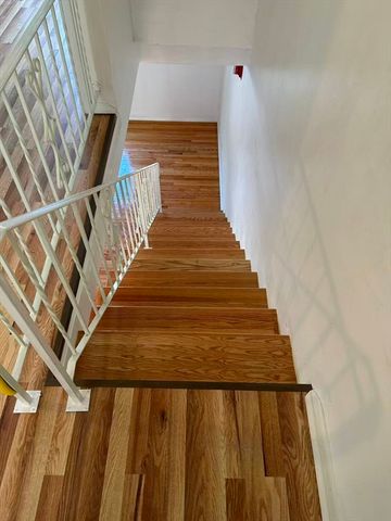 39 Pebble Pl 39, Malden, MA 02148
