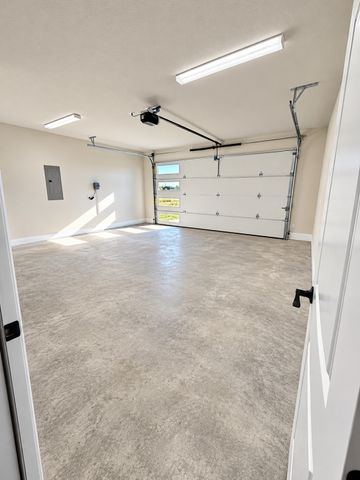 6025 Huckleberry Lane, Joshua, TX 76058