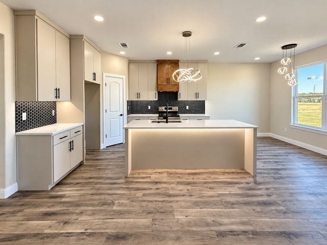 6025 Huckleberry Lane, Joshua, TX 76058