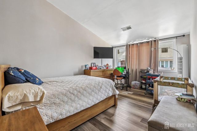 358 Rector Street 311, Perth Amboy, NJ 08861