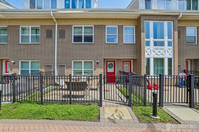358 Rector Street 311, Perth Amboy, NJ 08861