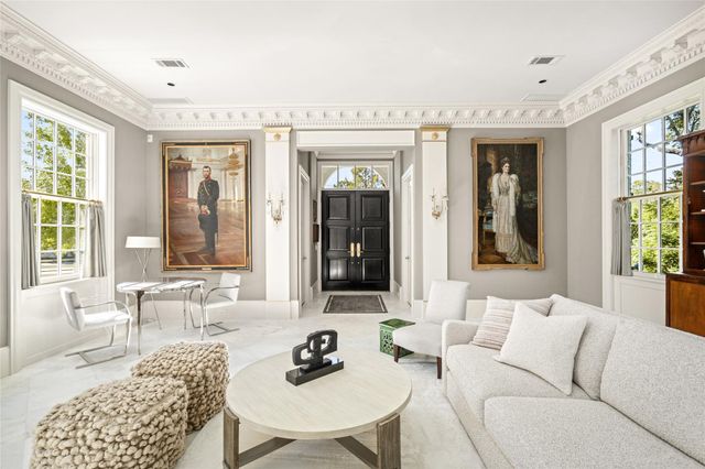 6024 Memorial Drive, Houston, TX 77007