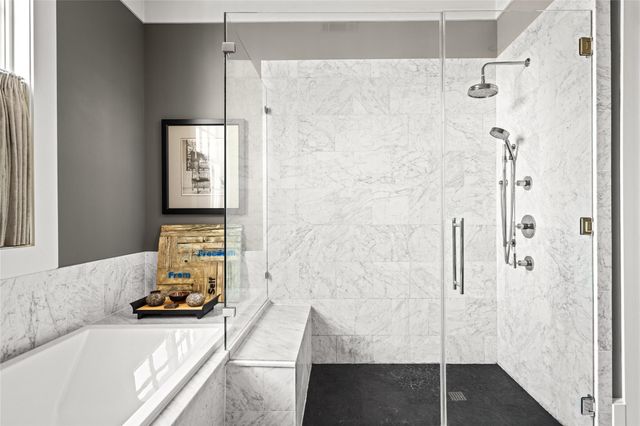 6024 Memorial Drive, Houston, TX 77007