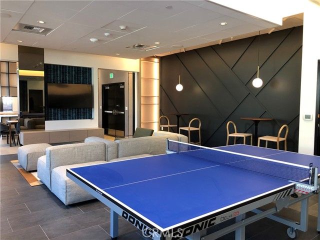 400 S Broadway 802, Los Angeles, CA 90013