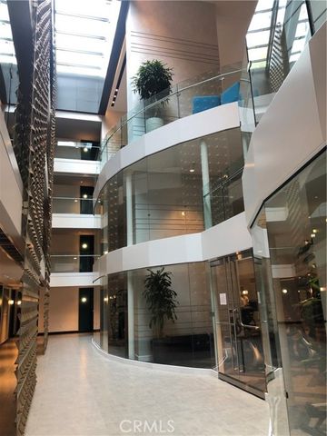 400 S Broadway 802, Los Angeles, CA 90013