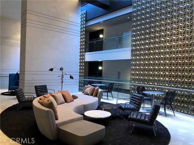 400 S Broadway 802, Los Angeles, CA 90013