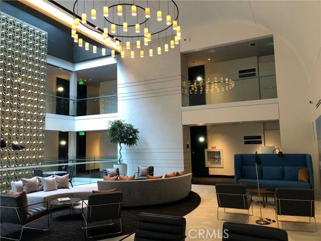 400 S Broadway 802, Los Angeles, CA 90013