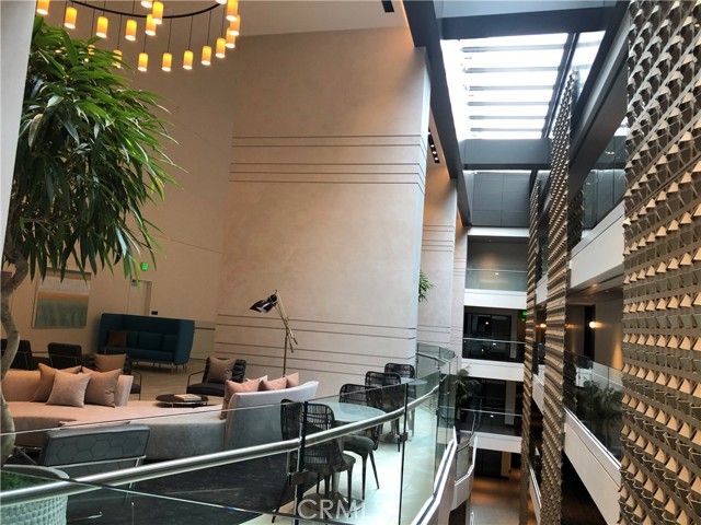 400 S Broadway 802, Los Angeles, CA 90013