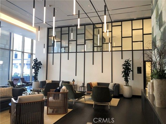 400 S Broadway 802, Los Angeles, CA 90013