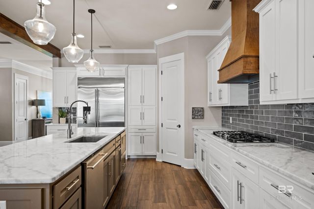 11660 County Road 54, Daphne, AL 36526