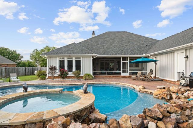 11660 County Road 54, Daphne, AL 36526