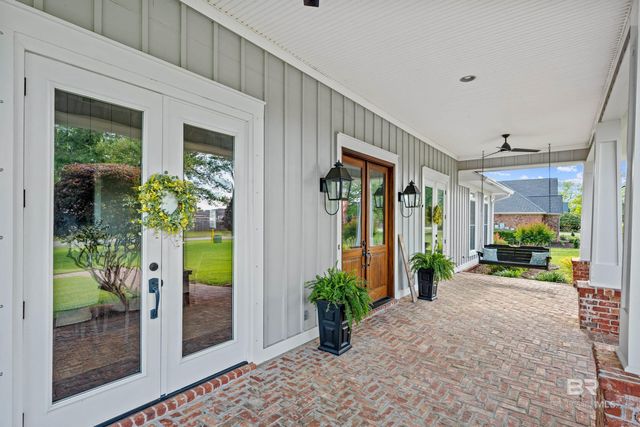 11660 County Road 54, Daphne, AL 36526