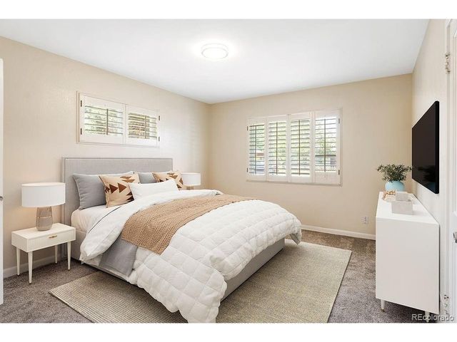 956 Racine St, Aurora, CO 80011
