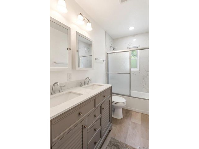 956 Racine St, Aurora, CO 80011