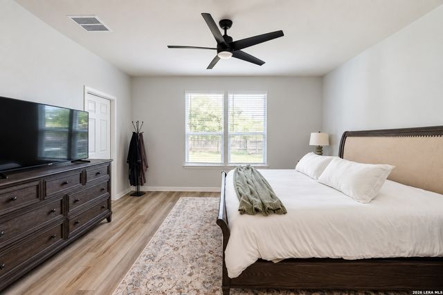 5227 Anzueto, San Antonio, TX 78261
