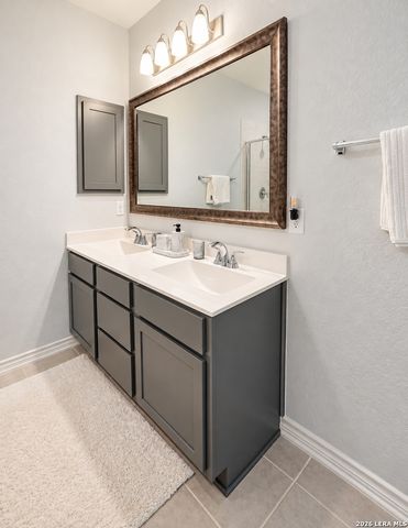 5227 Anzueto, San Antonio, TX 78261