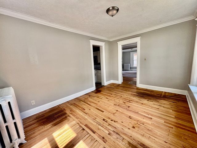 910 N State Street, Belvidere, IL 61008