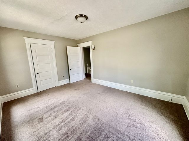 910 N State Street, Belvidere, IL 61008