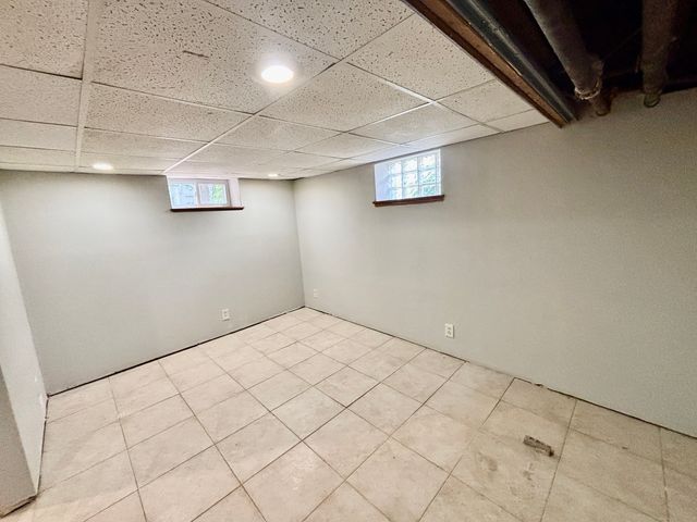 910 N State Street, Belvidere, IL 61008