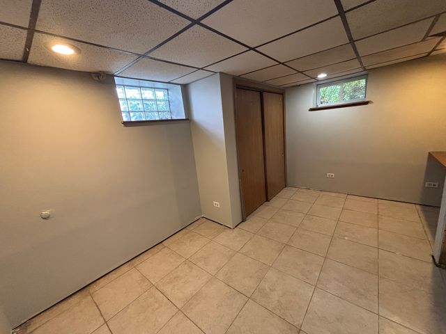 910 N State Street, Belvidere, IL 61008