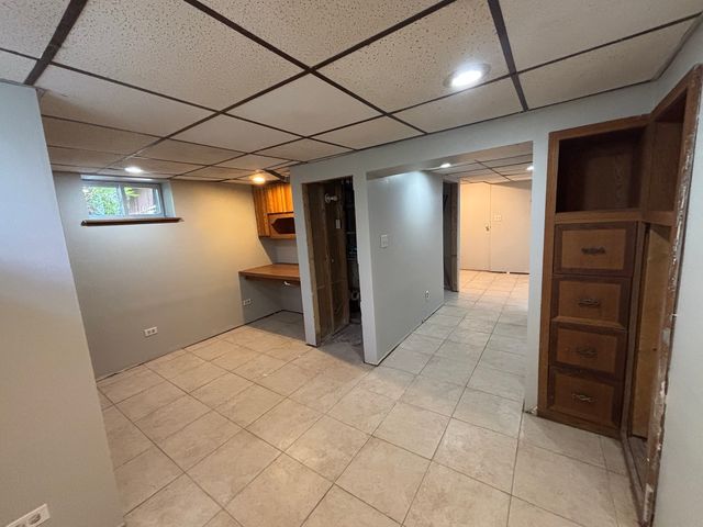 910 N State Street, Belvidere, IL 61008