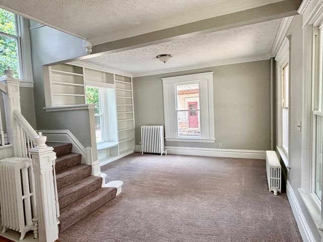 910 N State Street, Belvidere, IL 61008