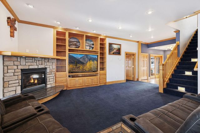 20951 Prairie Hills Lane, Prior Lake, MN 55372