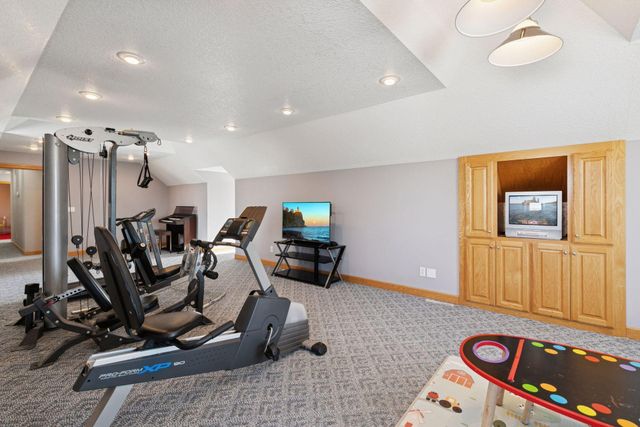 20951 Prairie Hills Lane, Prior Lake, MN 55372