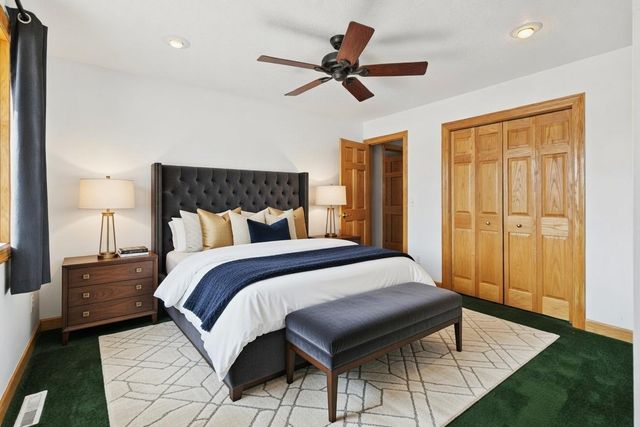 20951 Prairie Hills Lane, Prior Lake, MN 55372