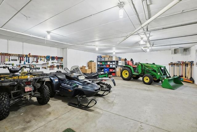 20951 Prairie Hills Lane, Prior Lake, MN 55372