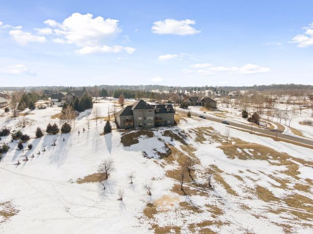 20951 Prairie Hills Lane, Prior Lake, MN 55372