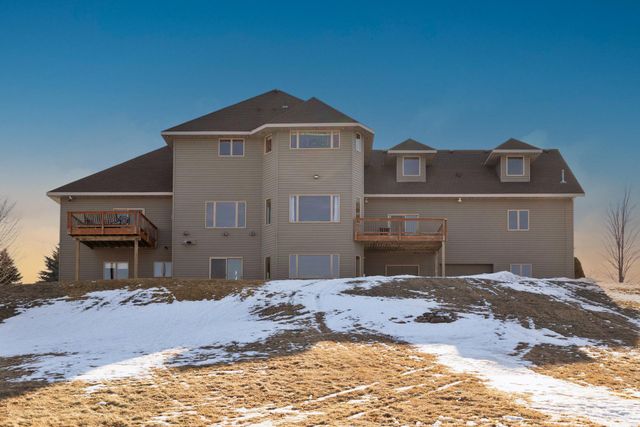 20951 Prairie Hills Lane, Prior Lake, MN 55372