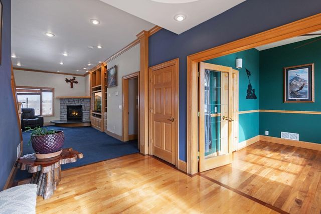 20951 Prairie Hills Lane, Prior Lake, MN 55372