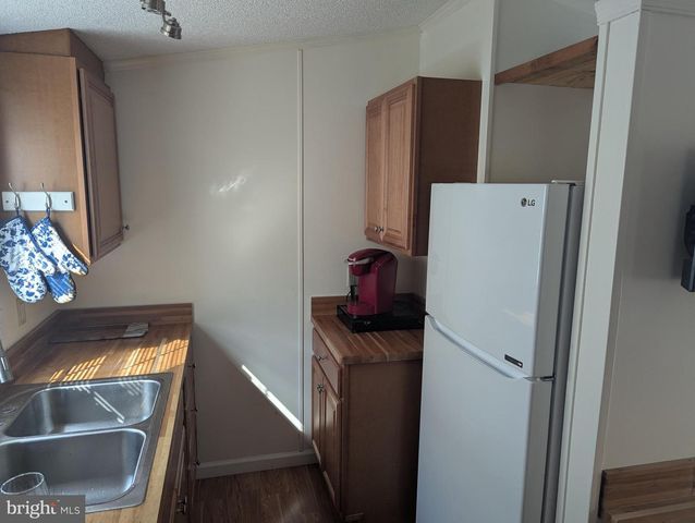 38 ROSEWOOD LN, Phoenixville, PA 19460
