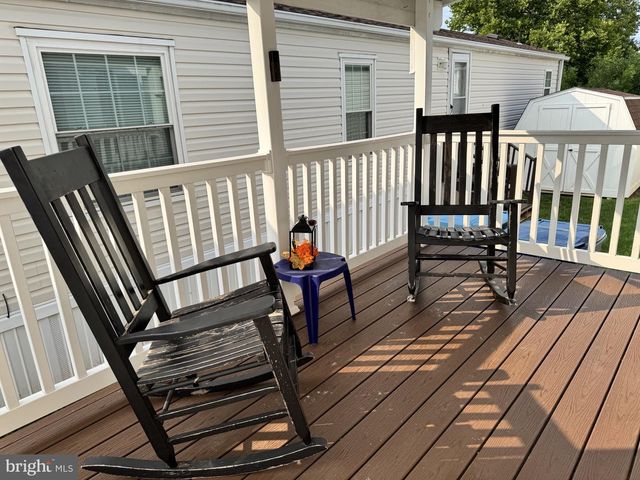 38 ROSEWOOD LN, Phoenixville, PA 19460