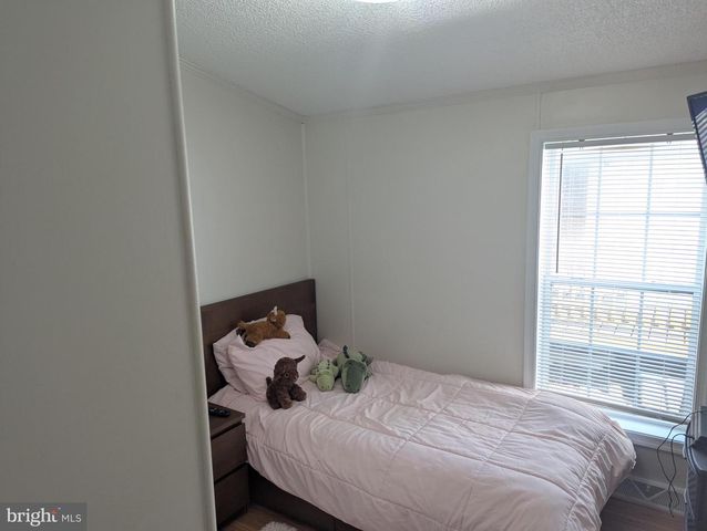 38 ROSEWOOD LN, Phoenixville, PA 19460