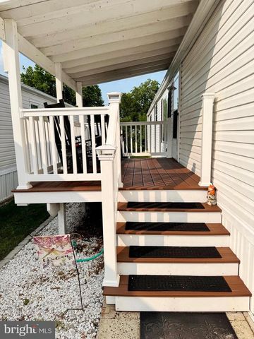 38 ROSEWOOD LN, Phoenixville, PA 19460