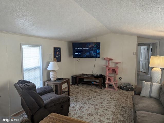 38 ROSEWOOD LN, Phoenixville, PA 19460