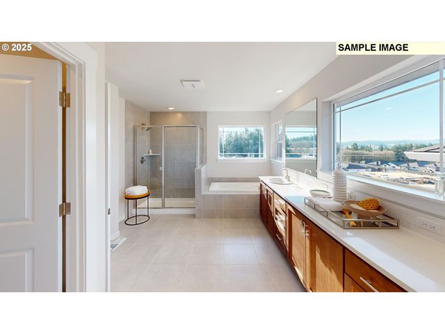 16858 Sw LEAF Ln, Tigard, OR 97224